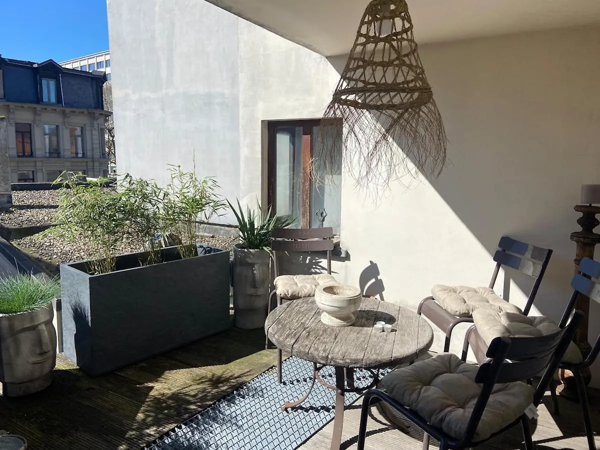 Charming & Spacious Duplex Viewing The Lovely Mas Αμβέρσα Διαμέρισμα